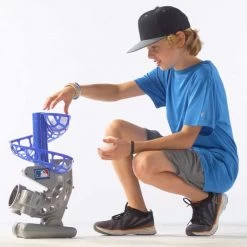 FRANKLIN MLB® ELECTRONIC PITCHING MACHINE -Sports Equipment Store FRANKLIN MLB ELECTRONIC PITCHING MACHINE 7